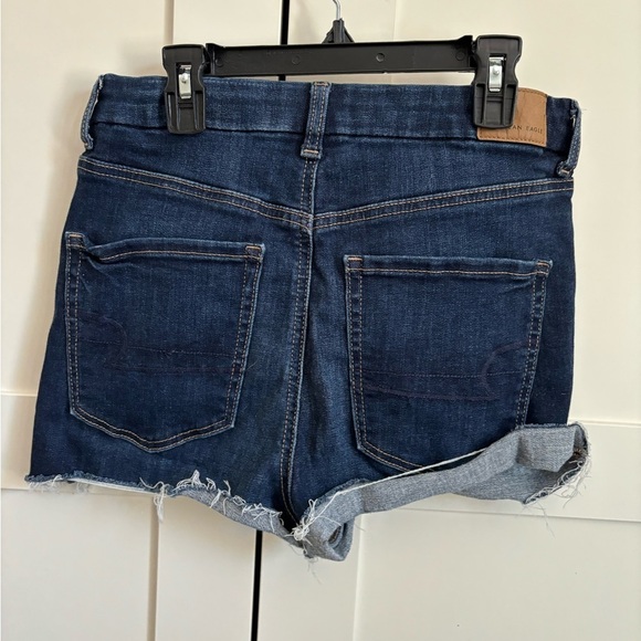 American Eagle Curvy Hi Rise Shortie Jean Shorts Size 6 - Picture 2 of 3